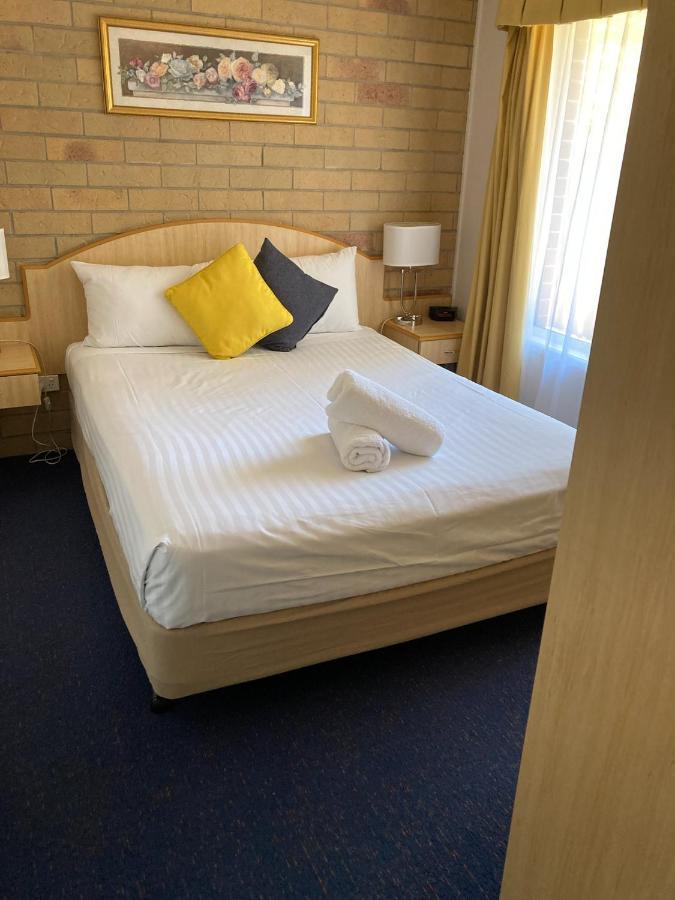 Cotswold Motor Inn Toowoomba Dış mekan fotoğraf