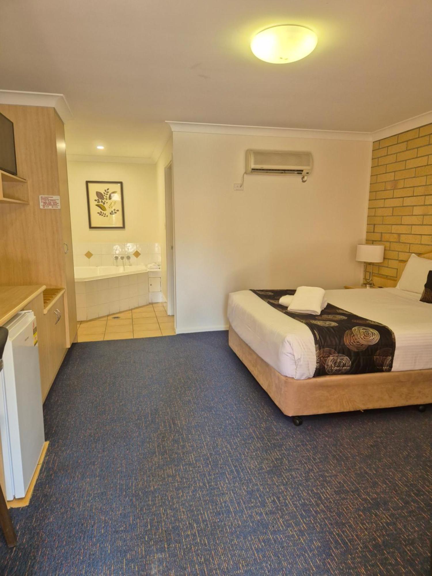 Cotswold Motor Inn Toowoomba Dış mekan fotoğraf