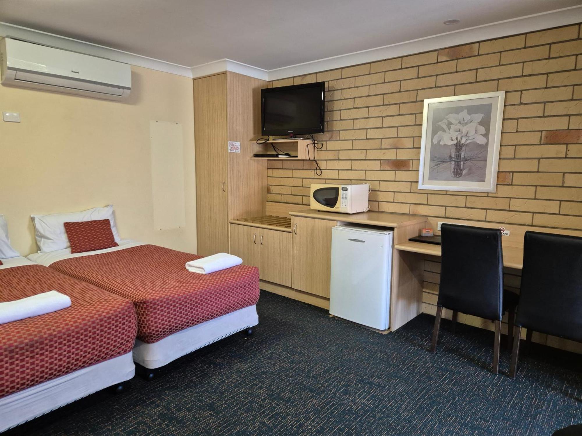 Cotswold Motor Inn Toowoomba Dış mekan fotoğraf