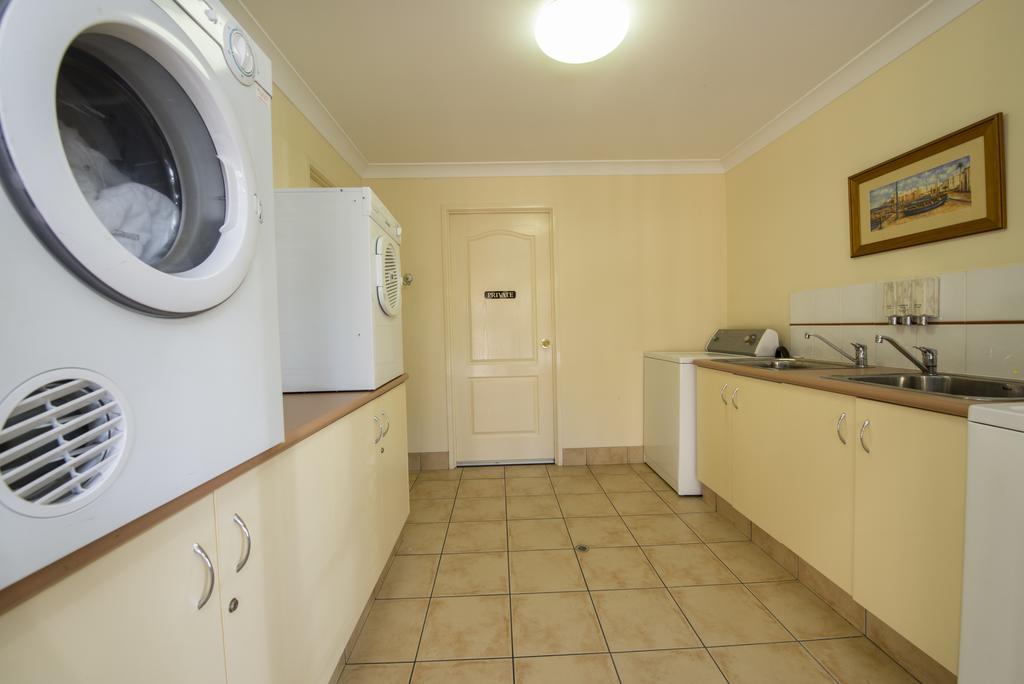 Cotswold Motor Inn Toowoomba Dış mekan fotoğraf