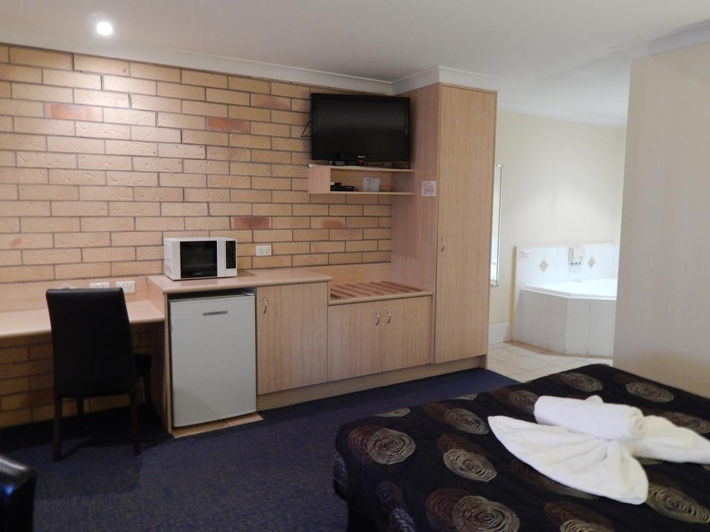 Cotswold Motor Inn Toowoomba Dış mekan fotoğraf