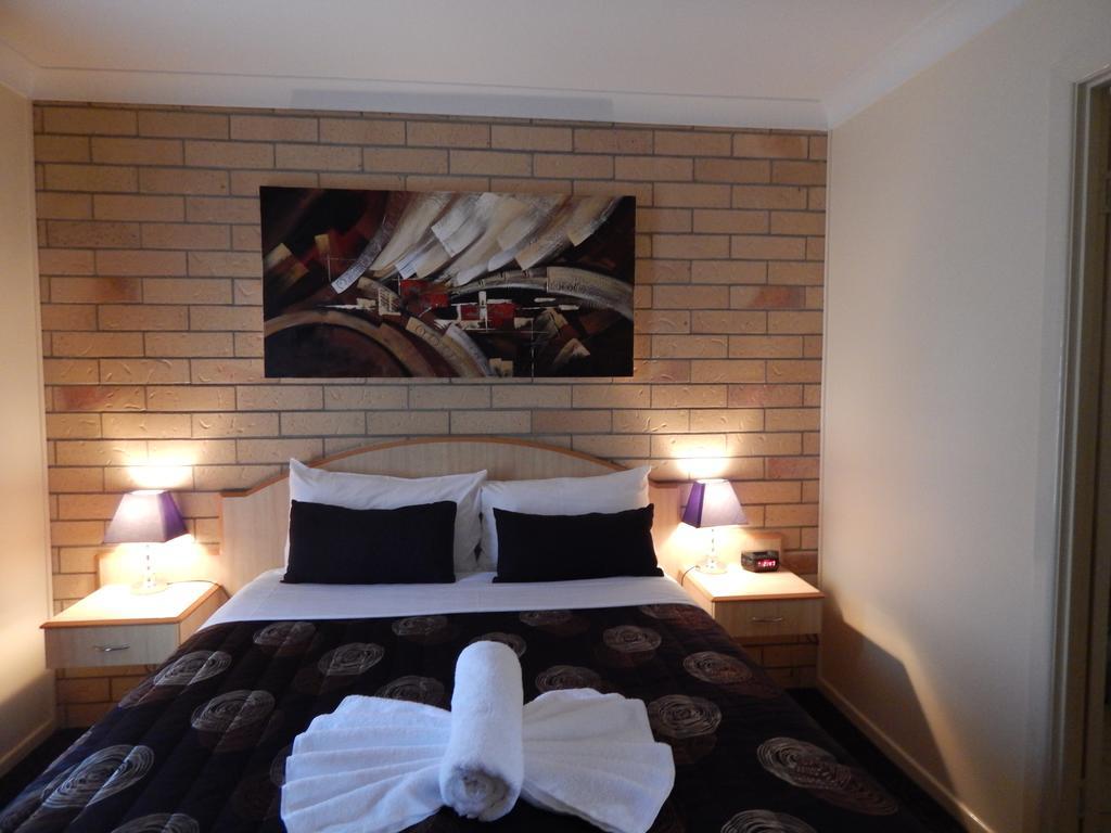 Cotswold Motor Inn Toowoomba Dış mekan fotoğraf