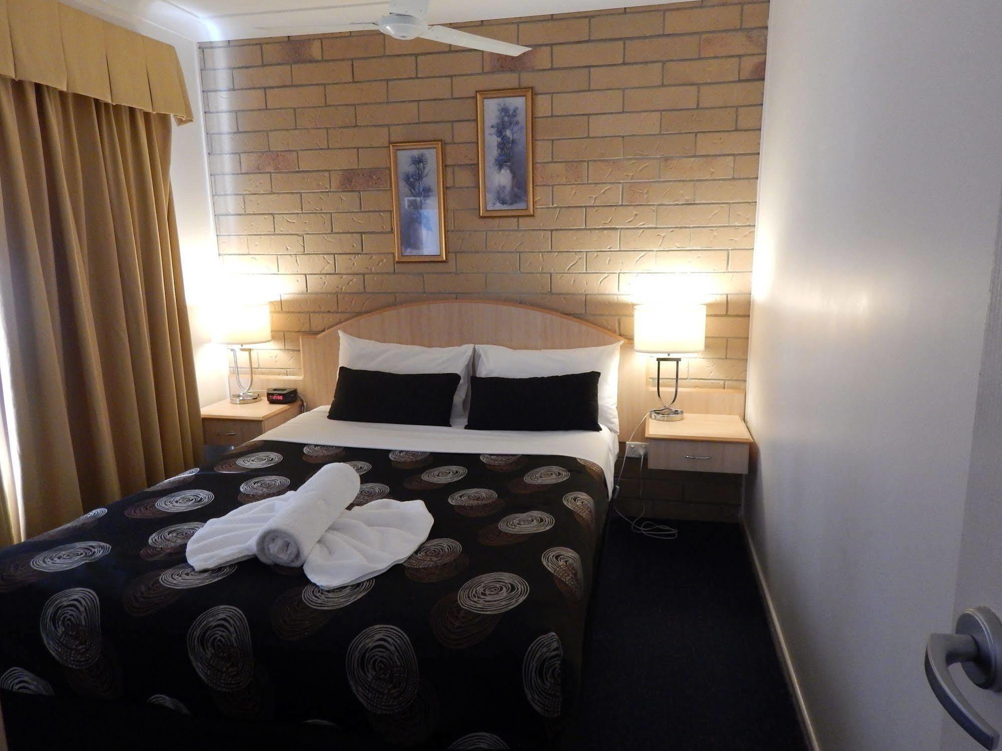 Cotswold Motor Inn Toowoomba Dış mekan fotoğraf