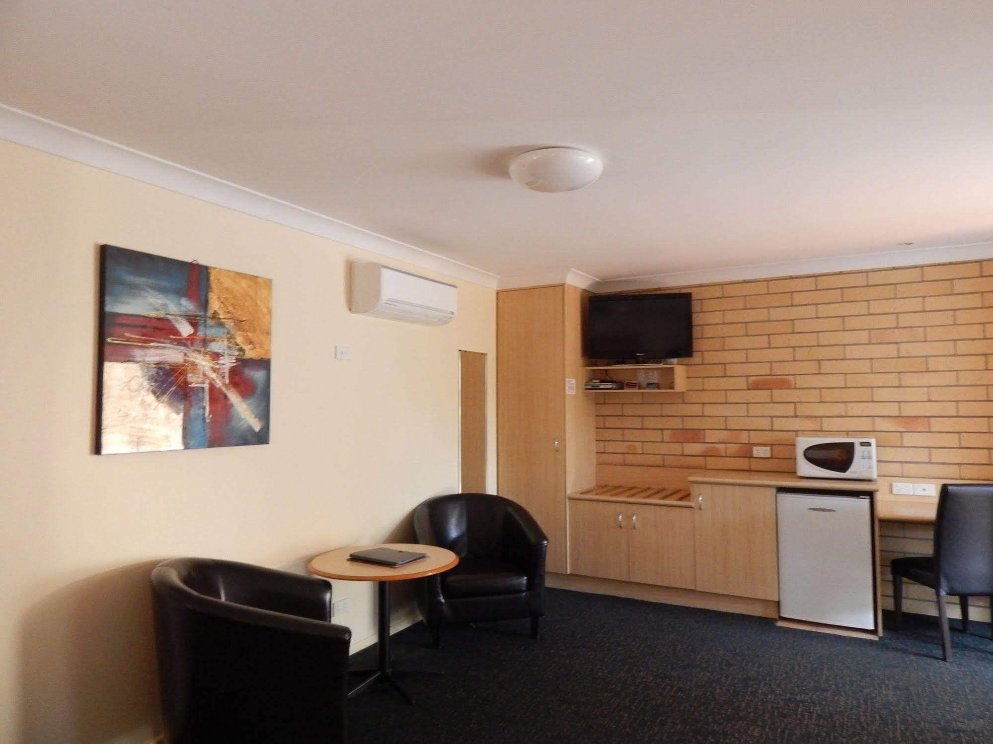 Cotswold Motor Inn Toowoomba Dış mekan fotoğraf