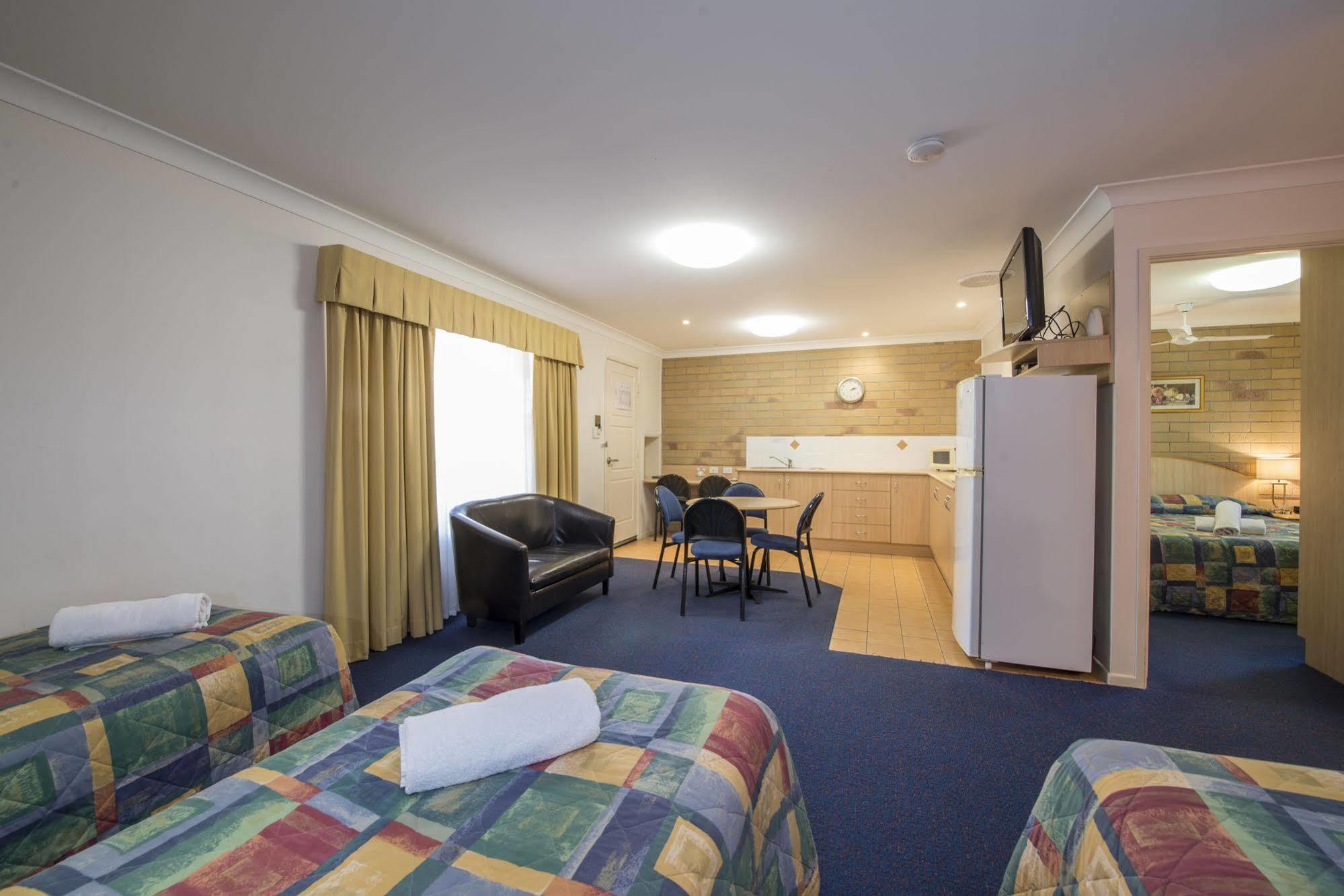 Cotswold Motor Inn Toowoomba Dış mekan fotoğraf